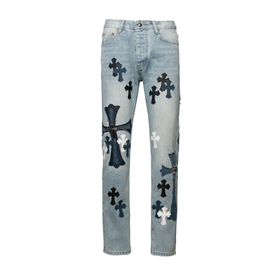 P290 Evergreen model, top version] Chrome Hearts blue jeans, multi-leather label work jeans, ch jeans, all need to be washed before being dismantled and then hand-stitched with sheepskin cross leather and then spliced ​​together. The whole piece has too many craftsmanship to describe. The cabinet price is 12W+ level, patchwork cross flower embellishment, high-waisted washed jeans! ! Absolutely high-end luxury products, 6W+ level god-level items, super popular products, made with top heavy industry, a magic weapon that cannot be missed. About Kroxin This is an extremely luxurious fashion brand, which can also be called the aristocrats of the high street. It has always been an exclusive brand for some hipsters or rich second generation. Compared with ordinary high streets, it is more luxurious and noble. Compared with luxury brands, it has a more fashionable personality and has always been a brand that I have a special liking for. Style number: 1565# Color: blue Size: 28 30 32 34 36